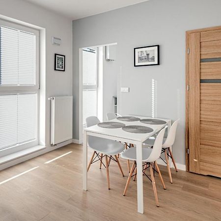 Panoramic View Apartments Warsaw West Екстериор снимка